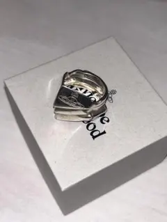廃盤品】Vivienne Westwood ナックルダスターリング ゴールド - メルカリ