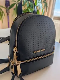 Item thumbnail for item 043d940c-eec7-44be-8cc5-06a6d72ac58a