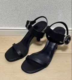 試着ねみ CHARLES & KEITH ヒール サンダル 35 ブラックのサムネイル
