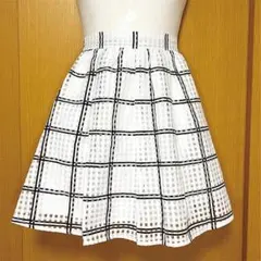 セシルマクビー チェック ミニスカート シアー 白 ホワイト