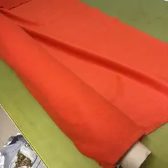 アンゴラウール　鮮やかなオレンジ色の生地