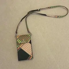 ヴィヴィアンウエストウッド スマホショルダー チェック 格安 Vivienne