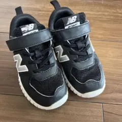 15.5㎝　New Balance キッズ スニーカー ブラック/ホワイト