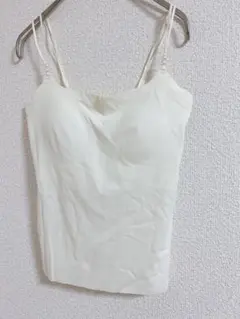 ブラキャミソール　ホワイト　L カップ付き　インナー　見せキャミ　レディース