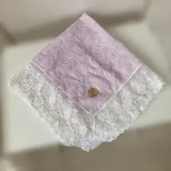 ピンク レース ハンカチ バラ装飾