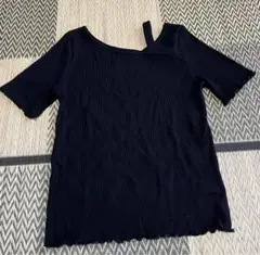 黒 リブ編み 半袖トップス