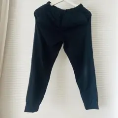 ユニクロ　ウルトラストレッチアクティブジョガーパンツ