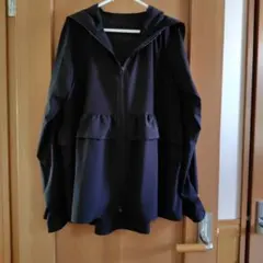 美品　しまむらJILL MERRY UVカット フリル ジップパーカーLサイズのサムネイル