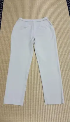 ライトベージュ カジュアルパンツ ウエストゴム