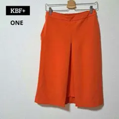 KBF+ ケービーエフ プラス ミモレ丈 スカート オレンジ Oのサムネイル