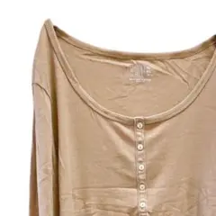 美品✨️ 【XL】ベージュ 長袖Tシャツ 春 秋 薄着 大人女子 きれいめ 古着