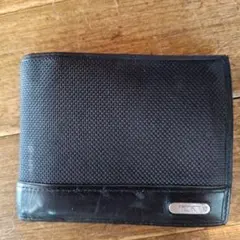 TUMI 二つ折り財布 ブラックのサムネイル