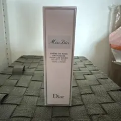 未使用　新品　Miss Dior ヴェルヴェットローズ ハンドクリーム 50ml