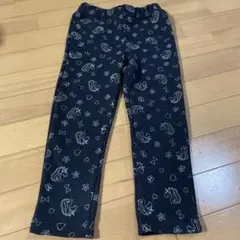 ユニコーン柄の黒ボトムス