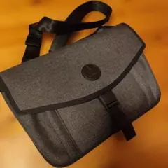 美品 ALPAKA Alpha(アルファ) メッセンジャーバッグ