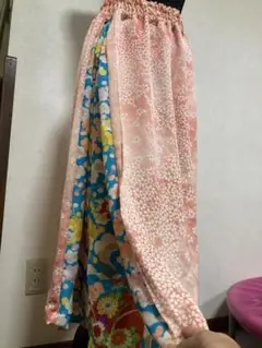 着物リメイク　桜色と空色の大きなタックのスカート