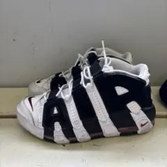 Nike Air More Uptempo ホワイト/ブラック/レッド