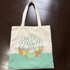ミッフィー　キャンパス生地 トートバッグ miffyのサムネイル
