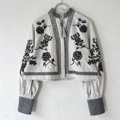 MEDI VINTAGE FLOWER EMBROIDERY SHIRTのサムネイル