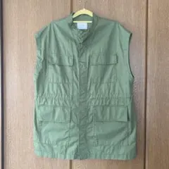 DISCOAT スタンドネックミリタリーベスト≪WEB限定/ユニセックス≫カーキ