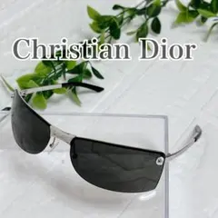 Christian Dior ADIORABLE8 サングラス スタッズ Christian Dior ADIORABLE8 サングラス スタッズ - メルカリ