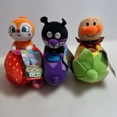 アンパンマン　フルーツ　のりもの　ぬいぐるみ　イチゴ　なす　とうもろこし　人形
