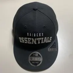 【極美品】New Era Raiders Essentials 9FIFTYのサムネイル
