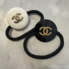 CHANEL シャネルノベルティ　 ヘアバンド　ブラウン　新品　本革　即日匿名 CHANELシャネルノベルティ ヘアバンド新品 本革ブラック レザー 即日