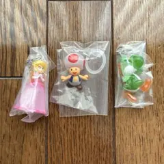 スーパーマリオ めじるしアクセサリー2 ピーチ　キノピオ　ヨッシー　おまとめ