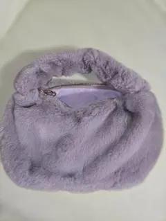 ハンドバッグ　ファー　　モコモコ　紫