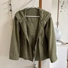 BEAMS HEART マウンテンパーカー オリーブ