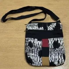 黒と白のパターン ポシェット　ハンドメイド