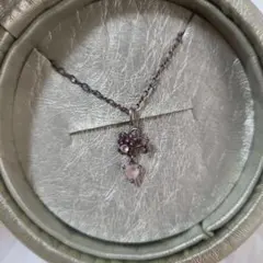 UZU ウズ　ケース付2800円　ケース無1300円