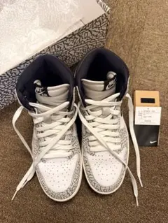 Nike Air Jordan 1 High White Cementのサムネイル