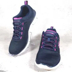 【人気デザイン】美品 スケッチャーズ【23.5】スリッポン スニーカー 軽量 紺