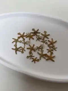 チャーム ヒトデモチーフ
