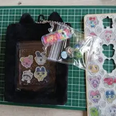 たまごっち　シール付きシャカシャカキーホルダー