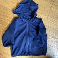 UNIQLOフード付きベビーパーカー
