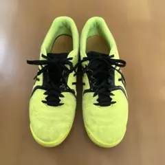 フットサルシューズ　アシックス イエロー 25.0㎝