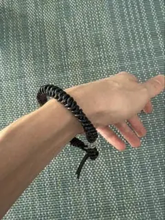 ハンドメイドレザーブレスレット　ユニセックス