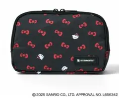 HELLO KITTY 一番人気の型をリモデル！ 才色兼備なコスメポーチ