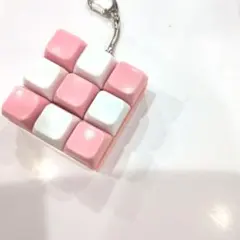 ピンク＆ホワイト キーボード カチカチ キーホルダー