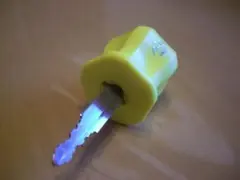 旧ロゴ キー溝加工済マックツール キーホルダーリリースなし仕様 黄 スナップオン