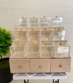 ドールハウス家具　ミニチュア　お菓子ケース付き　3段棚