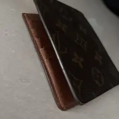 Louis Vuitton 二つ折り名刺カード入れモノグラム ルイヴィトン