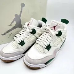 Nike SB × Air Jordan 4 Pine Green 　〈621〉