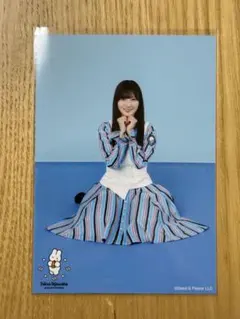 河田陽菜【過去衣装 「キュン」MV衣装】座り