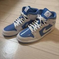 AIR JORDAN 1 MID SE ホワイト/レジェンドブルー