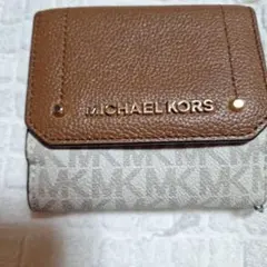 MICHAEL KORS 二つ折り財布