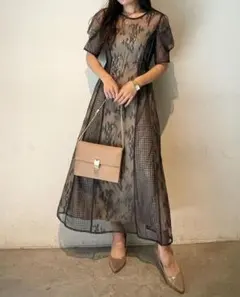 【新品・タグ付き】LADYパネルレースワンピース　ダークグレー S（＋おまけ付）